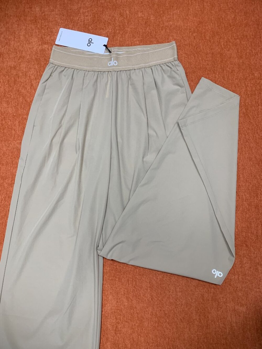 ALO Yoga Gravel Casual Relaxed Pants XS S 30" Inseam🍕